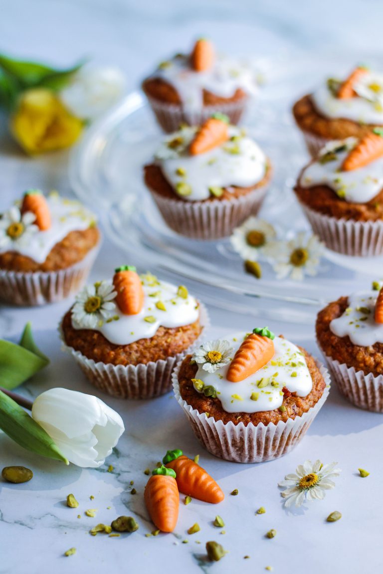 Vegane Karottenmuffins mit Pflaumenmus zu Ostern